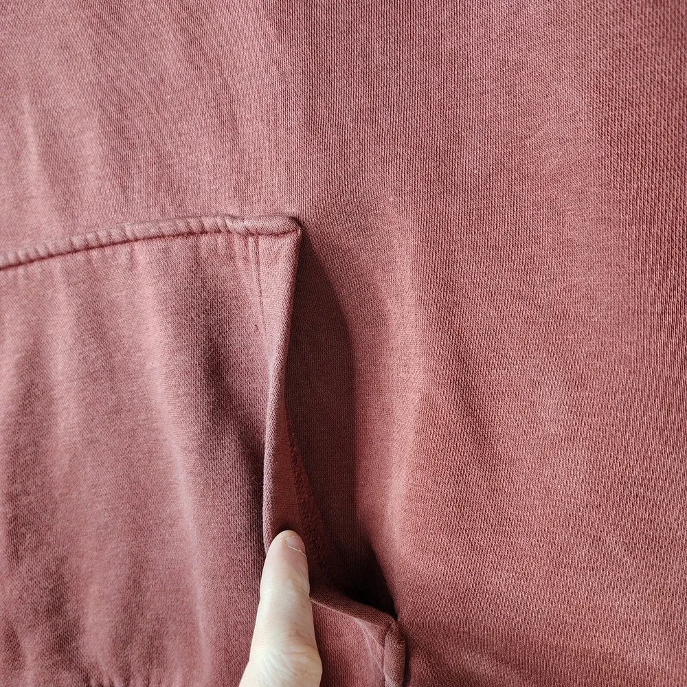 Levi's Relaxed Graphic Hoodie Mens XL Burgundy Red Logo Pullover Fleece Top